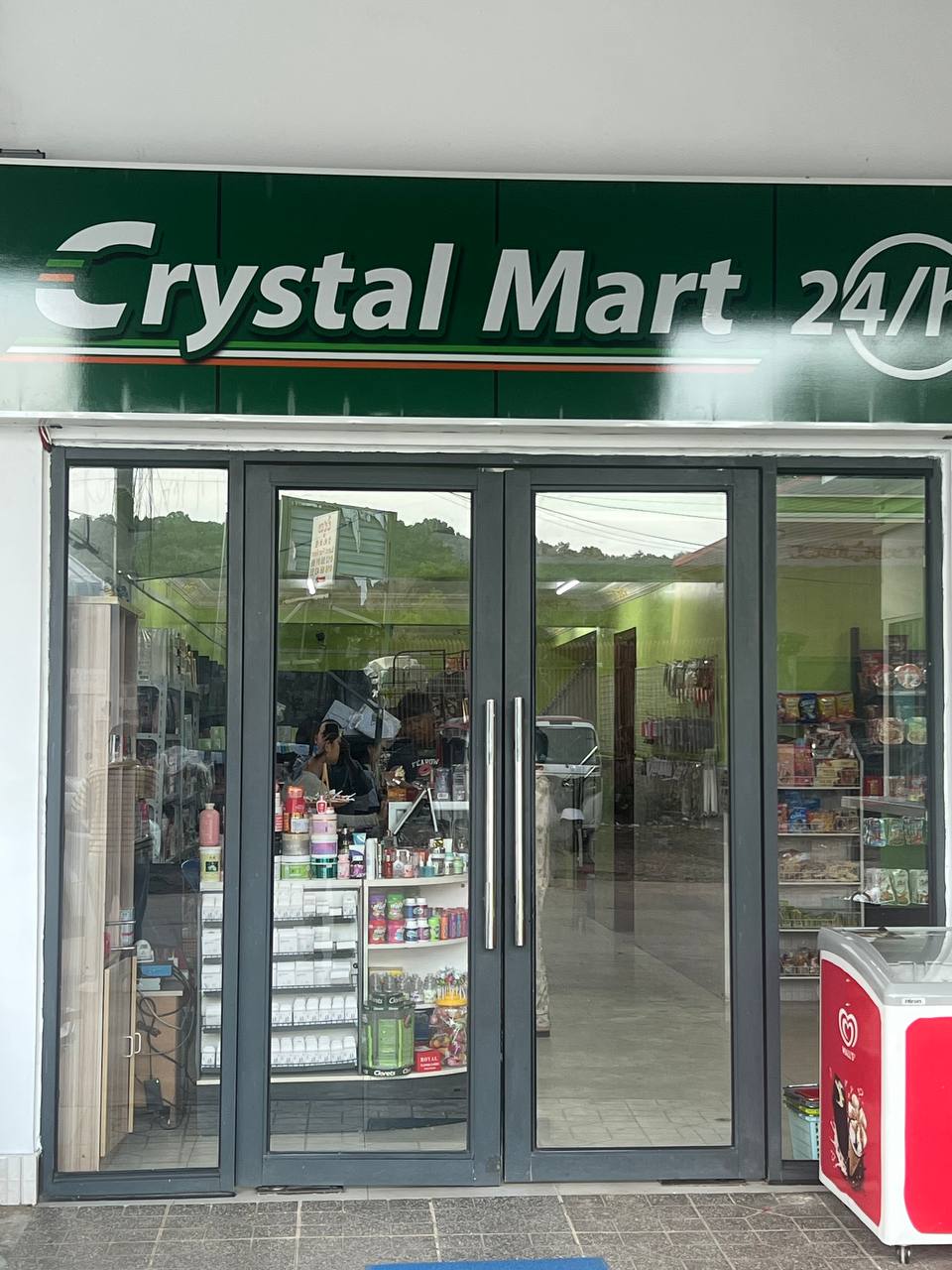Crystal Mart 24h ភូមិថ្មី
